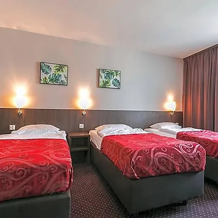 Pod Lipami 2* Bystra (Gdansk)