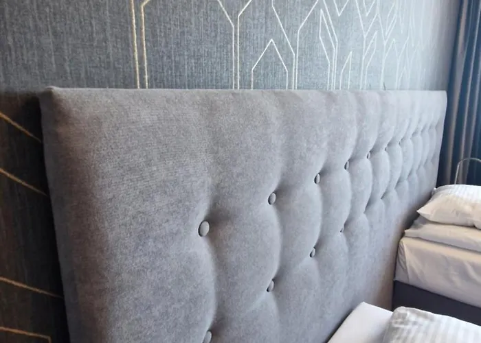 Pod Lipami Värdshus 2*