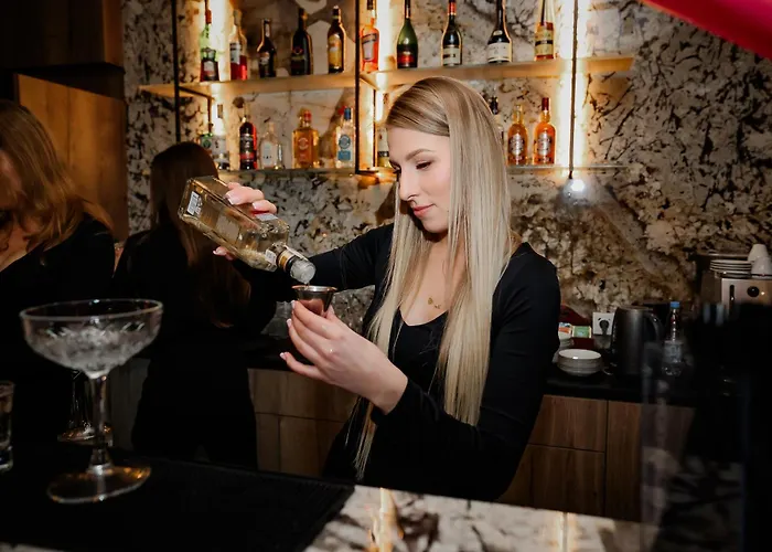 Pod Lipami Värdshus Bystra (Gdansk)