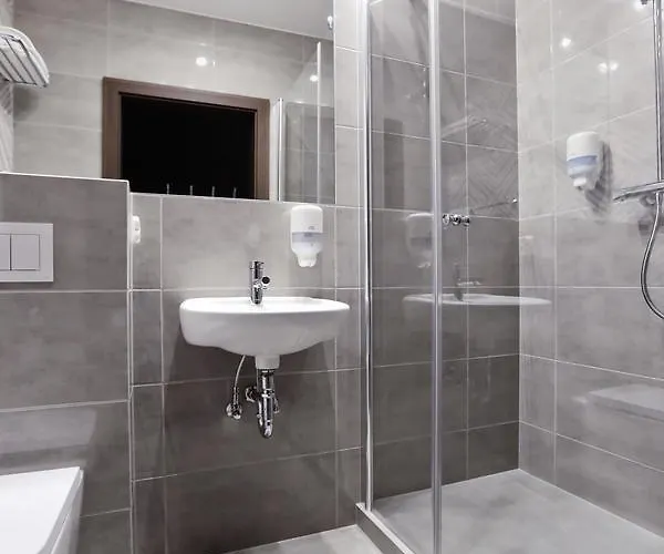 Мини-отель Pod Lipami