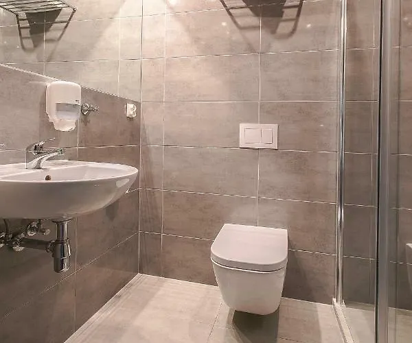 Pod Lipami 2* Быстра